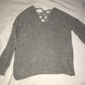grey sweater